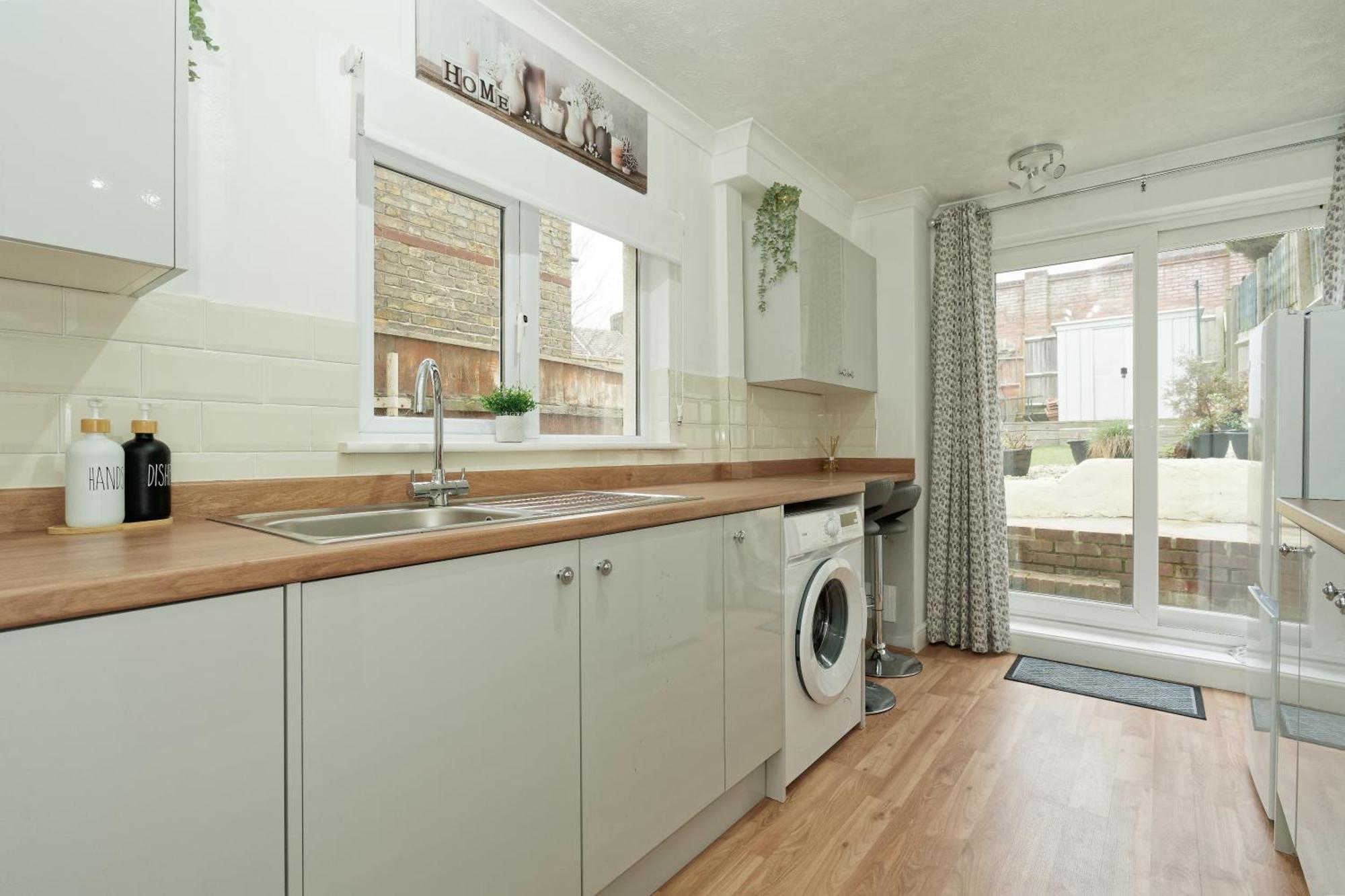 Apartamento Lovely Luxury 3 Bed House Chatham  Exterior foto